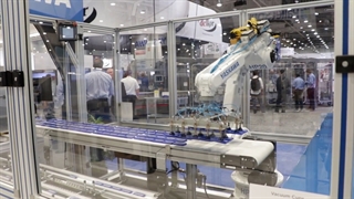 ربات گذاشت و برداشت یاسکاوا موتومن H20