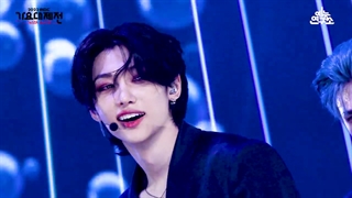 فن کم اجرای "Felix-straykids" با آهنگ "taste" در "mbc"