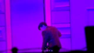 سولو استیج آهنگ PSYCHO از بکهیون در کنسرت The ElyXion [dot] - ورژن EDIT