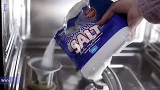 نحوه استفاده صحیح از نمک ماشین ظرفشویی