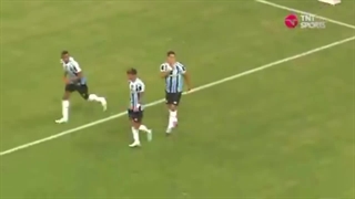 هتریک سوارز در 38 دقیقه برای گریمو