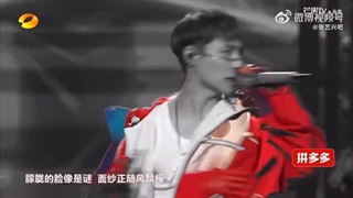 اجرای جدید آهنگ Veil از لی در مراسم گالای بهاره سال نو چینی Hunan TV