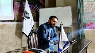 قرائت قرآن در ابتدای کارگاه آموزشی مقاله نویسی آموزش و پرورش ناحیه دو کرمانشاه /موسسه قانون یار/ 1401