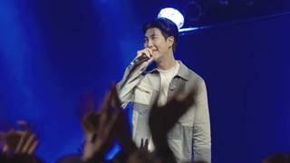 اجرای نامجون زنده آلبوم lndigo از RM درسالن Rolling Hall