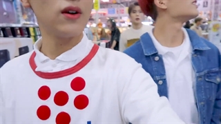 [N'-72] Music Shopping At Amoeba Music