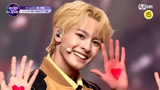 اجرای آهنگ love me right از g group برنامه بویزپلنت