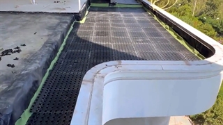 روف گاردن باغ سیب کرج