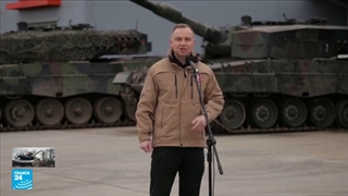 جنود أوکرانیون یلتحقون بمراکز للتدرب على الدبابات الألمانیة فی بولندا