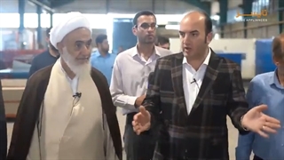بازدید نماینده ولی فقیه و امام جمعه قزوین از کارخانه تایسز