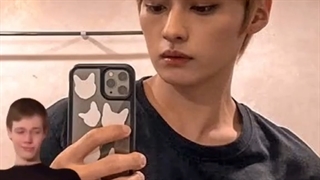 منممم میخوام یکی از گربه های لینو باشمممممم 