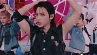 میکس استری کیدز__ STRAY KIDS __ اجرا-