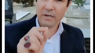 رفیقت مخ عشقت رو میزنه