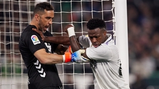 دعوای وینیسیوس جونیور با کلودیو براوو (14 اسفند 1401)