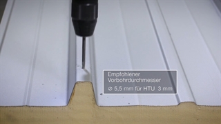 اجرای ساندویچ پانل در کارخانه آریا بارون توس