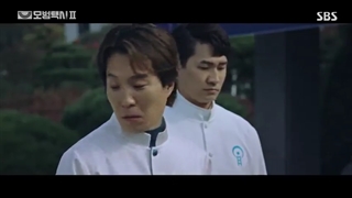 قسمت هفتم فصل دوم سریال راننده تاکسی با بازی لی جه هون + زیرنویس چسبیده