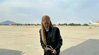 اپدیت اینستاگرام رزی "از اون مدل دخترایی که سفر کاری میرن"