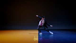 اجرای Mix & Max از Q و Sunwoo گروه the boys با آهنگ thunder در استدیو چوم