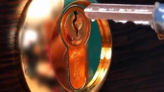 بیرون آوردن کلید شکسته شده در داخل قفل درب با آنی حامی Ani Hami