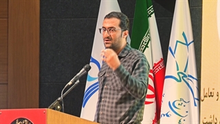 ارائه طرح ربات حافظ جناب بهمنی رویداد ملی تاثریا