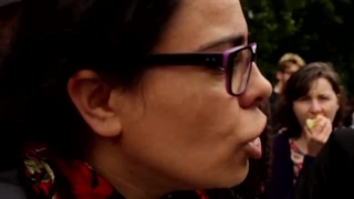 Confronting a confused Muslim - Hatun Tash - Speakers Corner