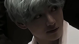 نگاه تهیونگ به کیوتیش:)"