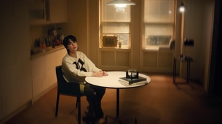 موزیک ویدئوی Like Crazy بازیرنویس فارسی