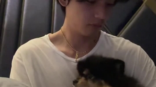 لایو تهیونگ در ویورس بازیرنویس فارسی