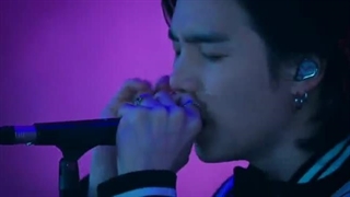 اجرای لایو آهنگ Polar Night در مستند SUGA: Road To D-DAY