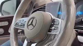 ببینید مرسدس بنز اینجوری ماشیناشو به مشتریاش تحویل میده
