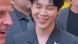 آپدیت اینستاگرام مجله ELLE کره با جیمین در ایونت برند Tiffany &  Co در نیویورک