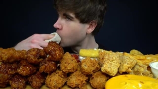 ASMR MUKBANG EXTRA CRISPY FRIED CHICKEN, FRIES, CHEESE STICKS & BAKERY BREAD | WITH CHEESE