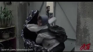 دانلود فیلم لاک قرمز