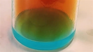 حل کردن سکه در اسید !