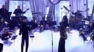 [1080P, HQ Audio] Alanis Morissette - Uninvited (Grammy Awards 1999)