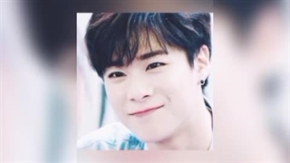 مونبین عزیزم همیشه تو قلبمون میمونی⁦❤️⁩