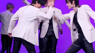 ریلی دنس اهنگ Bite me از انهایپن