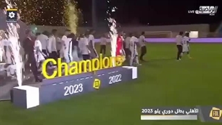 حرکت عجیب بازیکنان الاهلی؛ خجالت کشیدن از قهرمانی!