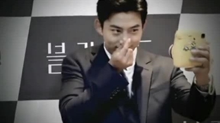 هرچی از زیبایی و کیوتی تکیون گفتم کم بود.