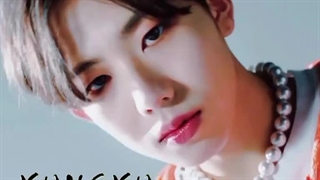 اسم بایستون از گروه 8TURN ؟