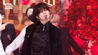 اجرای اهنگ Bite me از انهایپن در Inkigayo