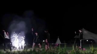 ده سالگیمون مبارک ۱۰ سالگی بی‌‌تی‌اس و آرمی مبارک وای از خوشحالی نمی دونم چی باید بنویسم