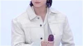 فن کم جونگ کوک با اهنگ take two