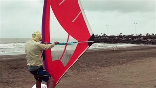 ویندسرف و آموزش ویندسرفینگ در ایران توسط پویانیز