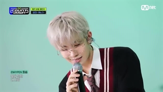 کاور اهنگ " No.1 " از بوآ در MCountdown توسط جونگوون و هیسونگ انهایپن