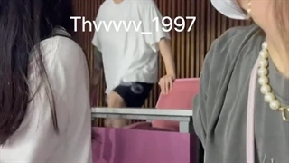 از سری شیرین بازیای خرگوشک تو کنسرت یونگی.....چجوری دارم نفس میکشم؟