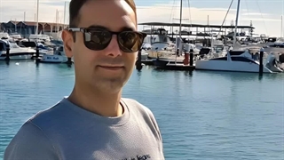 Ebi Dolabi (ابی دولابی)