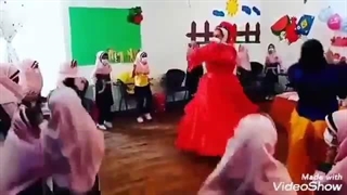 اجرای خاله رزیتا « دبستان سازندگان فردا»
