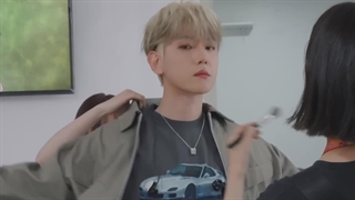 ویدیو پشت صحنه بکهیون در کنسرت Overpass با زیرنویس فارسی