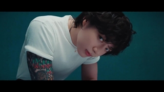 ویدئو منتشر شده از سولو جونگکوک ( BTS) به نام seven ♡♡ ( توییتر BTS)