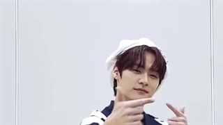 تیک تاک لینو (STRAY KIDS), ریوجین و لیا ( ITZY) ♡♡